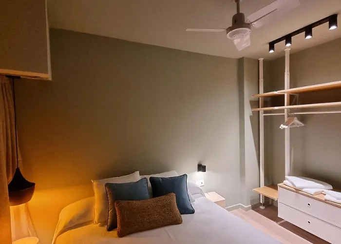 Lcr Boutique, Lcr Y Lcr Valles Biescas (Aragon)