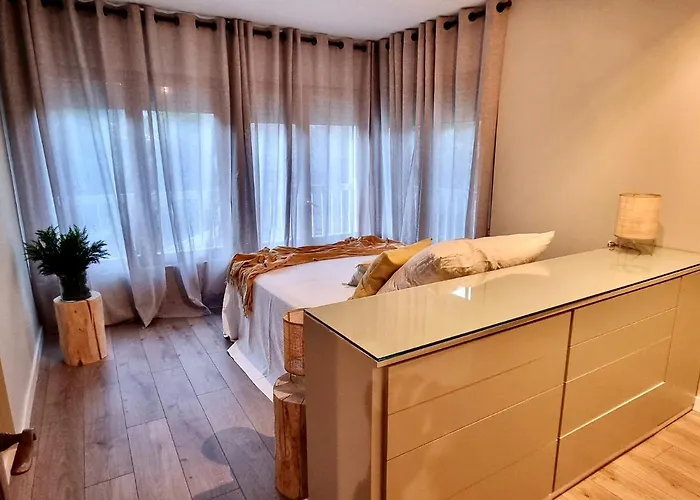 Lcr Boutique, Lcr Y Lcr Valles